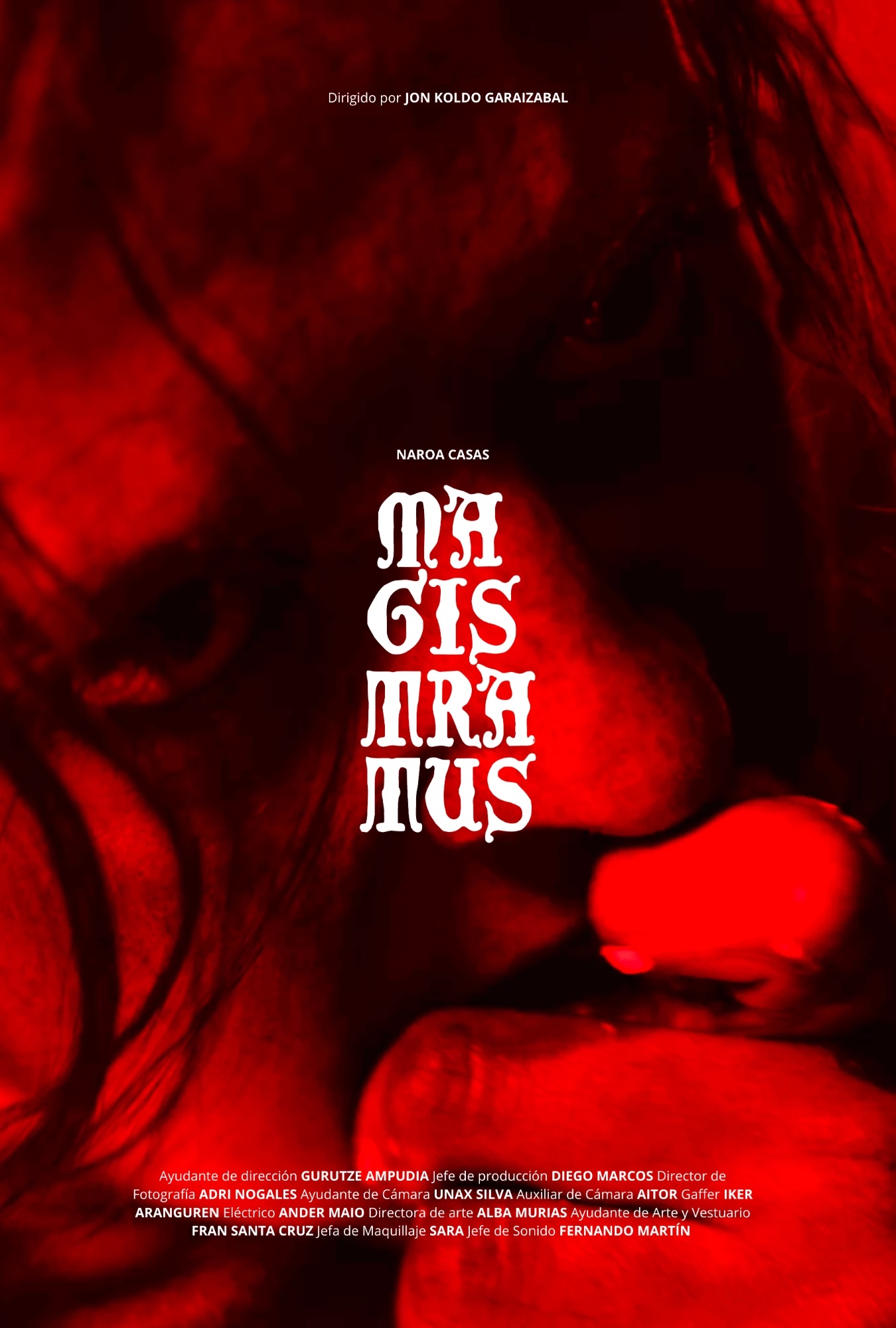 Póster del cortometraje Magistratus: un rostro en rojo con el título en letra gótica